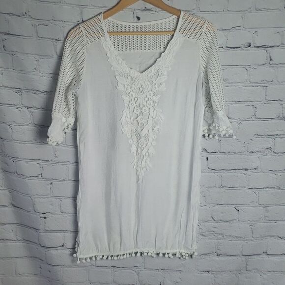 White Blouse  - Picture 1 of 11